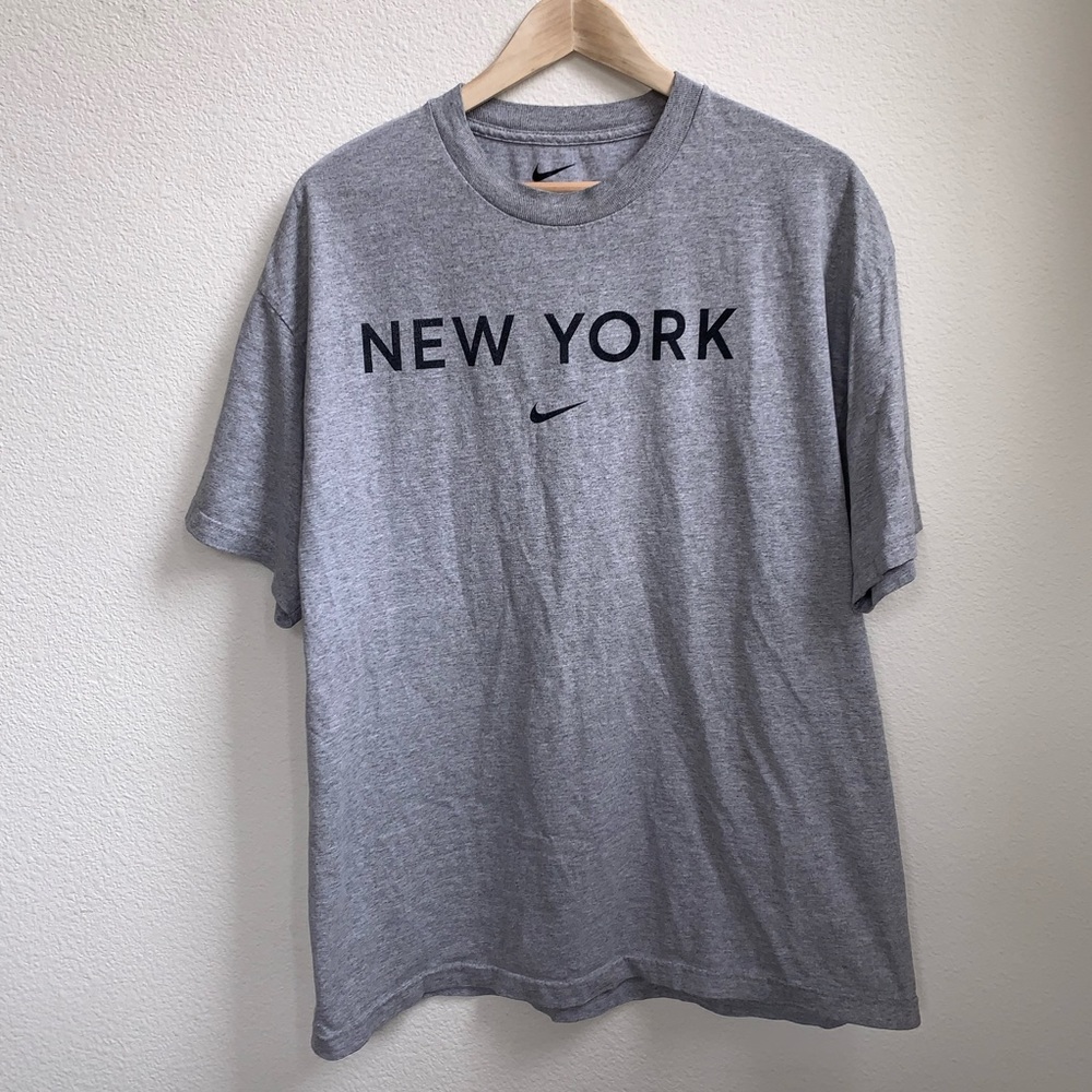 Nike New York Oversized Graphic Tee - Picture 1 of 4